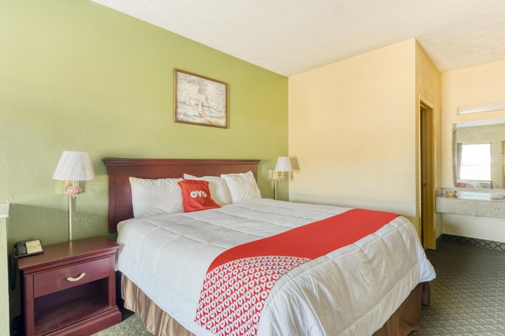 Oyo Hotel Grenada West Eksteriør bilde